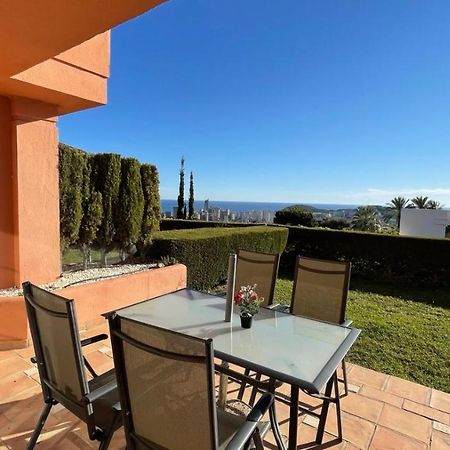 Luxyry Apartament Benidorm フィネストラット エクステリア 写真