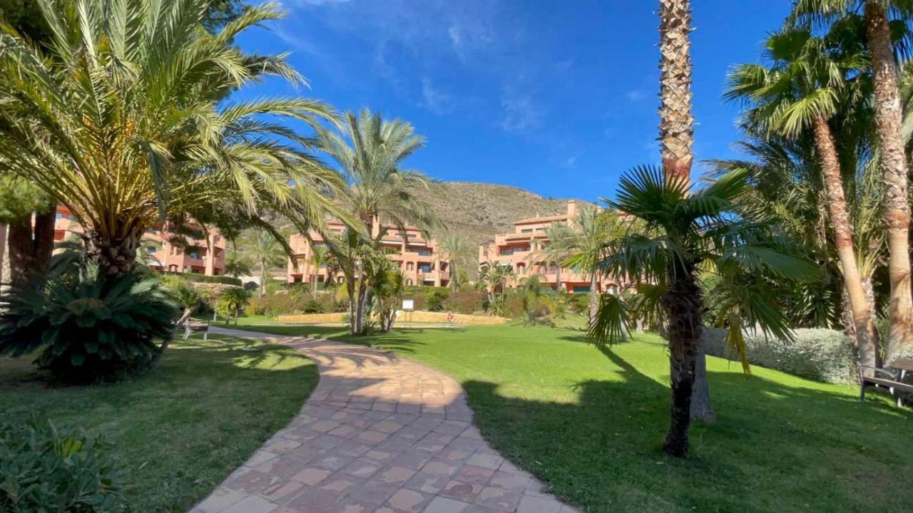 Luxyry Apartament Benidorm フィネストラット エクステリア 写真