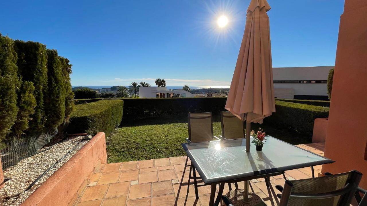Luxyry Apartament Benidorm フィネストラット エクステリア 写真