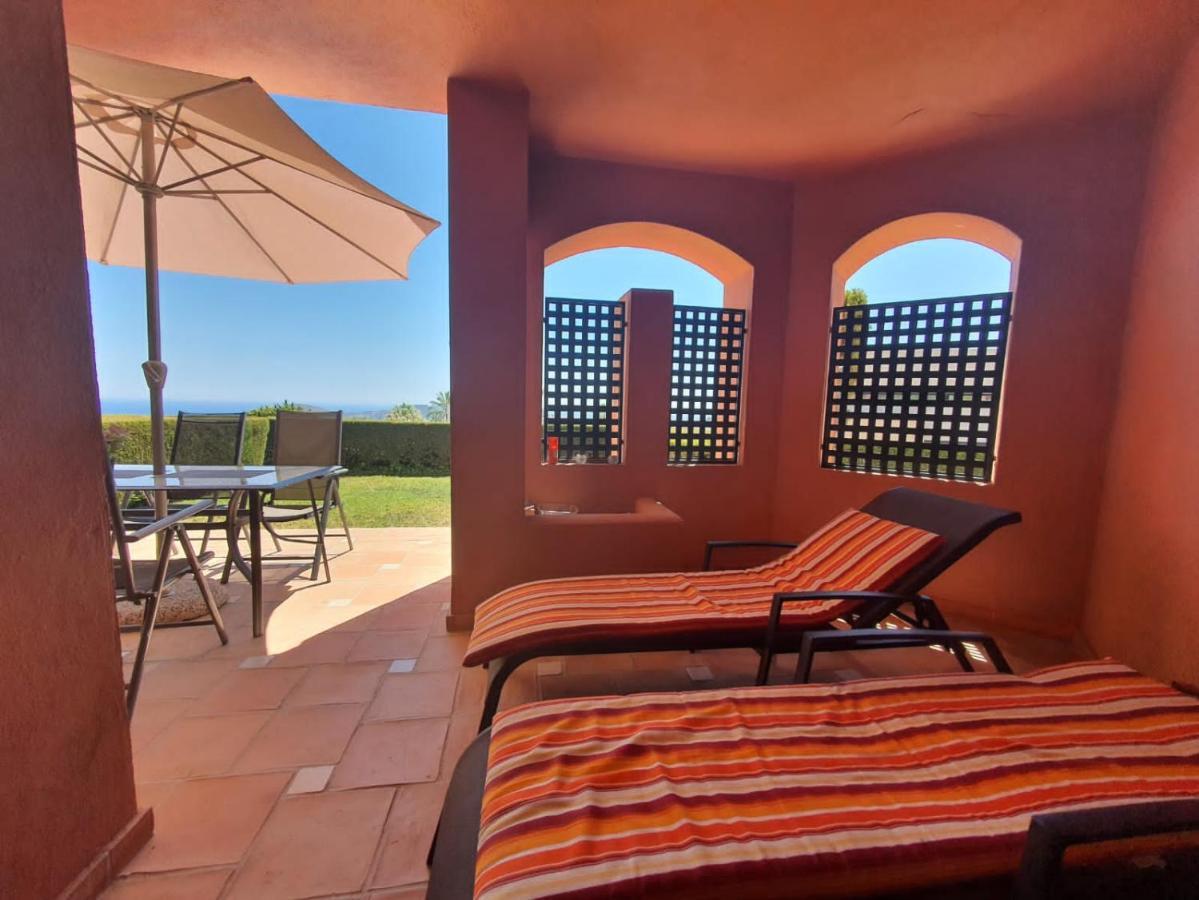 Luxyry Apartament Benidorm フィネストラット エクステリア 写真