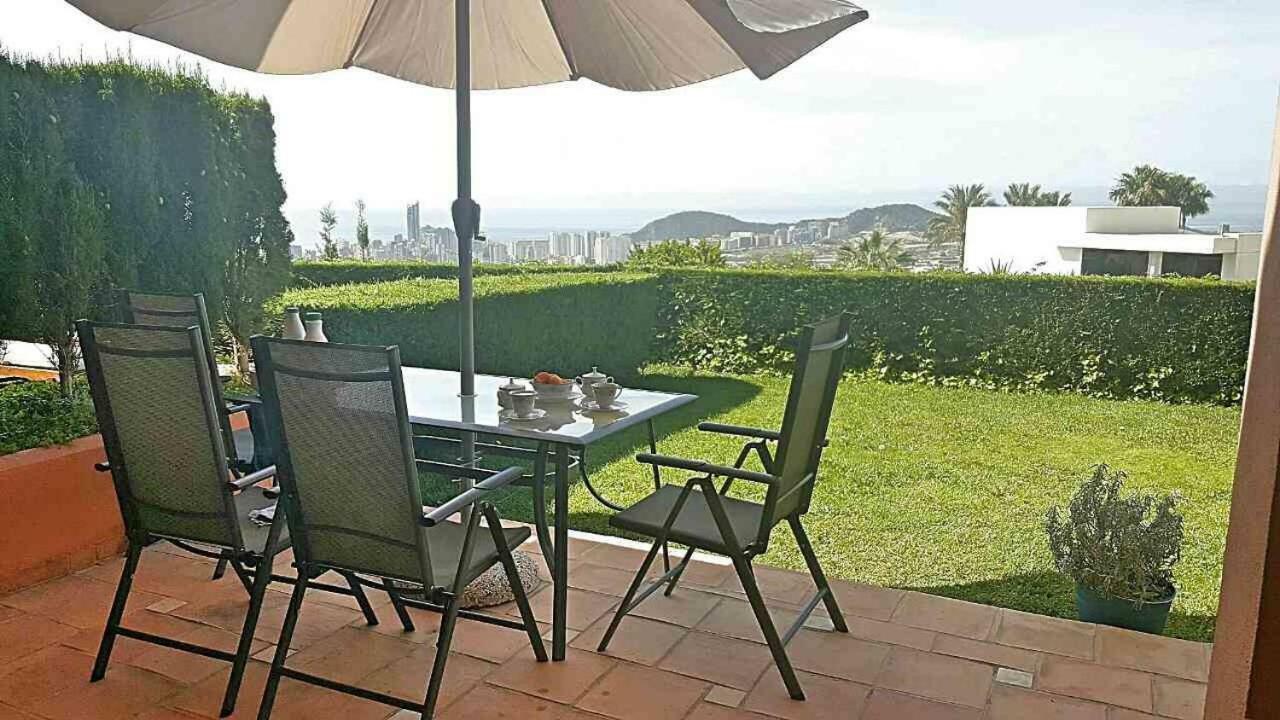 Luxyry Apartament Benidorm フィネストラット エクステリア 写真